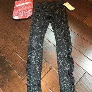 Lululemon Speed Tight III