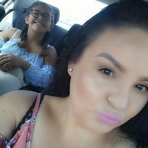 Meet your Posher, Divina