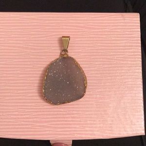 BRAND NEW crystal/ geode pendant