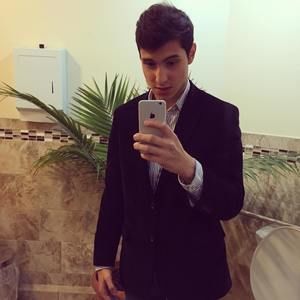 Meet your Posher, Alexandru