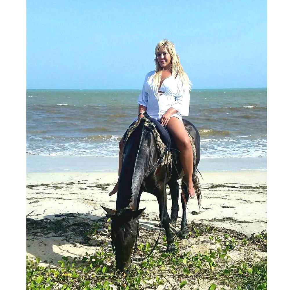 Meet your Posher, Christine