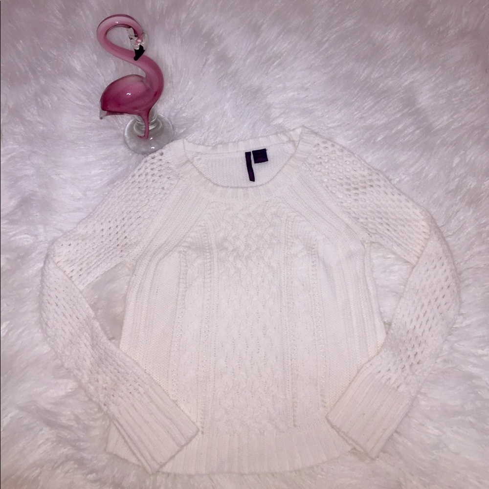 ✨White Knit Sweater Size S✨