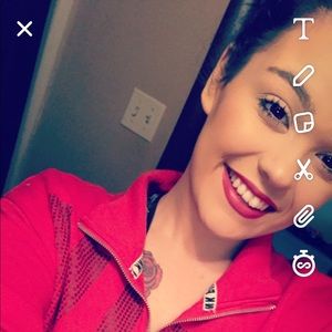 Meet your Posher, Angela