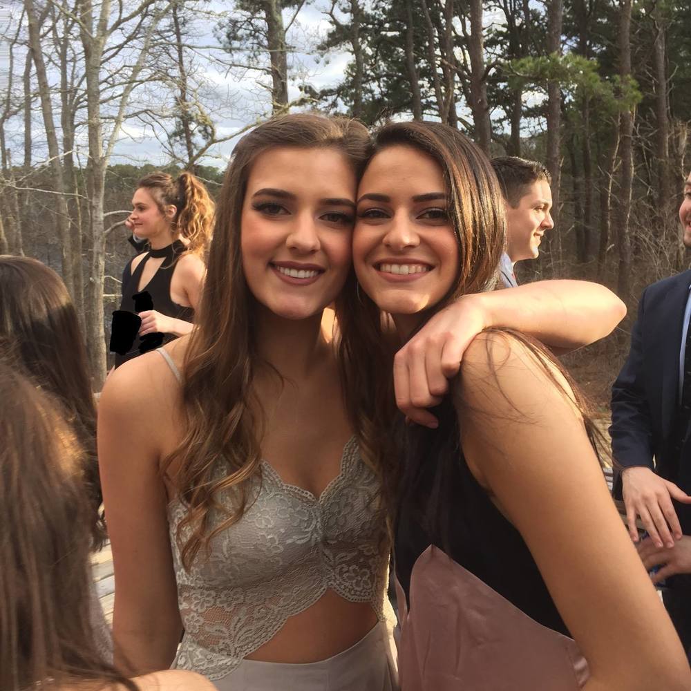 Meet your Posher, Claire