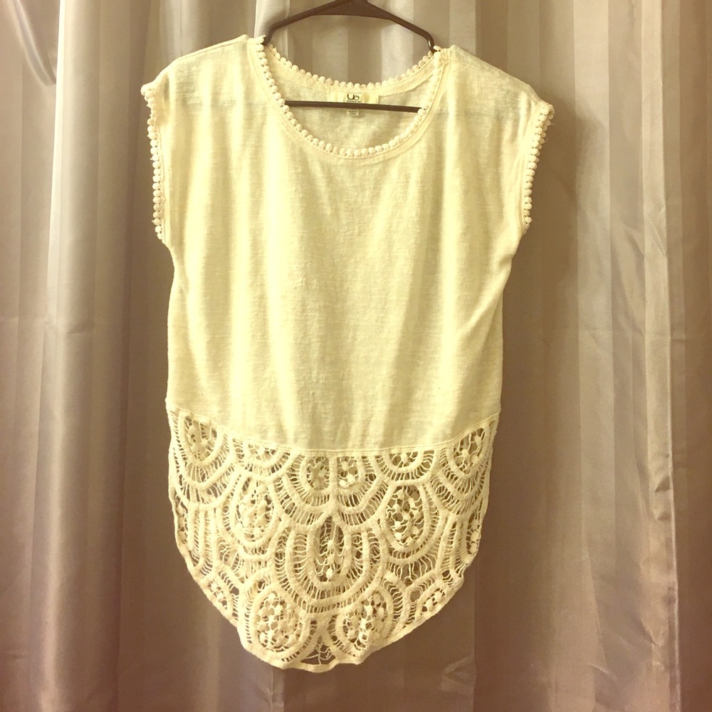 Cream festival shirt with lace trim