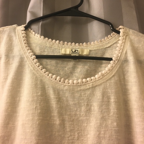 Cream festival shirt with lace trim - Picture 7 of 7