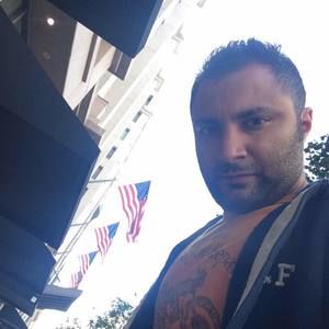 Meet your Posher, Saeed