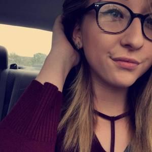 Meet your Posher, Crystal