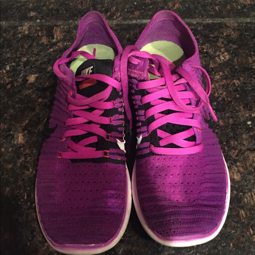 Nike free run fly knit