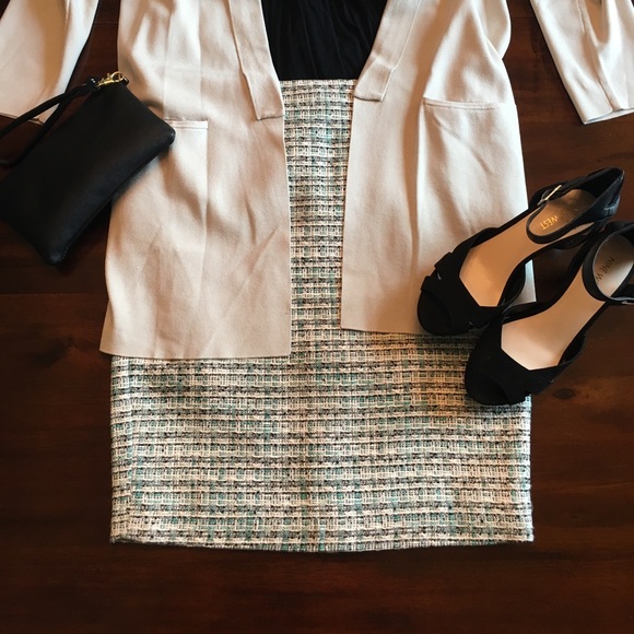 Kenar Tweed Pencil Skirt size 4 - Picture 4 of 8