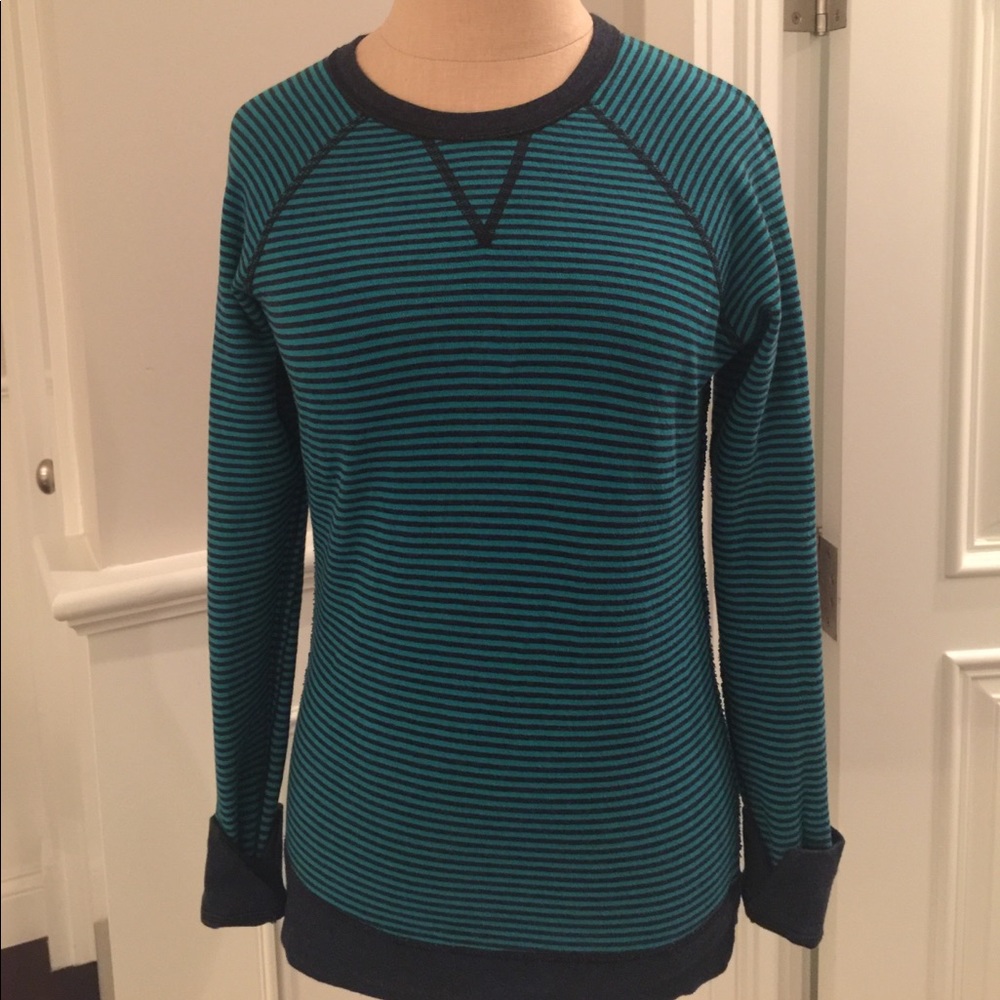 Reversible Lululemon sweatshirt