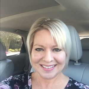 Meet your Posher, Kelli