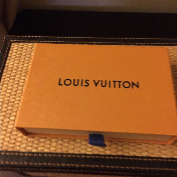 Louis Vuitton Accessory/Gift Box - Picture 3 of 7