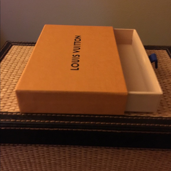 Louis Vuitton Accessory/Gift Box - Picture 6 of 7