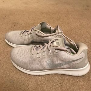 Nike free rn 2017 SIZE 9