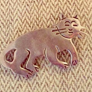 Host Pick! Kitty Cat Pin shows our love for feline friends!