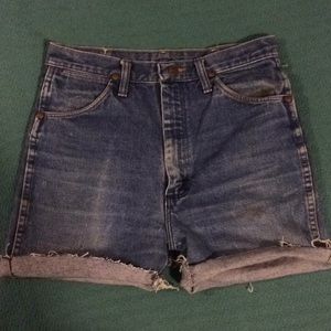 Vintage wrangler jean shorts