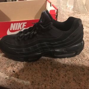 Air Max 95 Black Men's Size 10.5