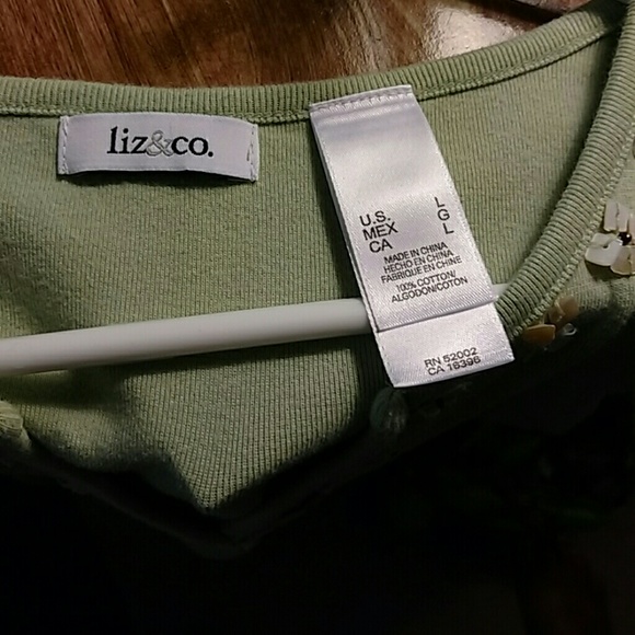 Liz&Co Shirt🎄 - Picture 3 of 4