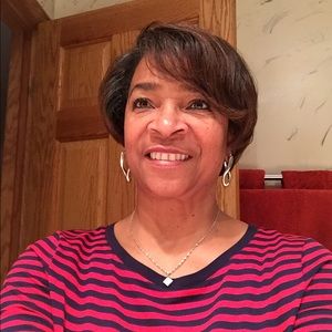 Meet your Posher, Phillis