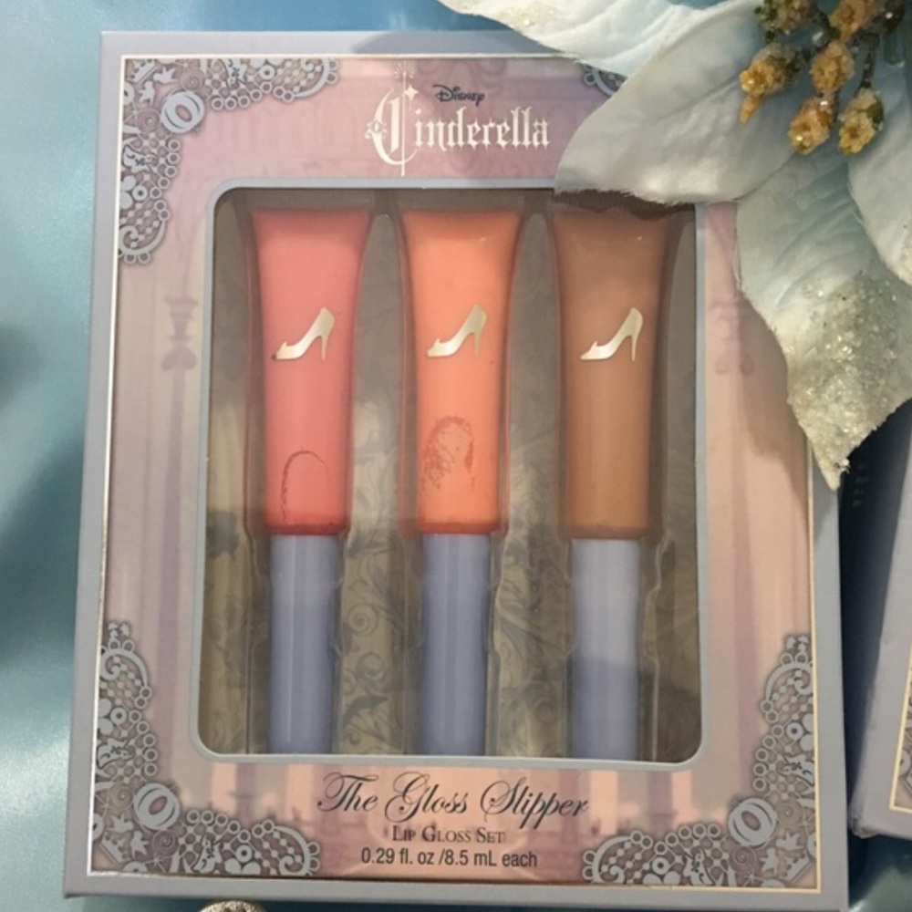 BNIB LE Cinderella "The Gloss Slipper" 3 color set
