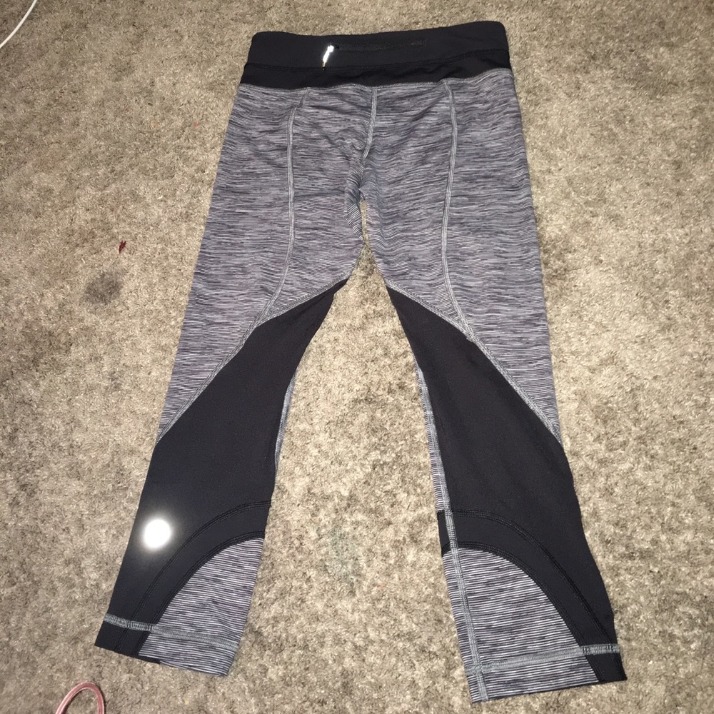 Lululemon Pace Rival Wee Are From Space Crop 4 - image 2