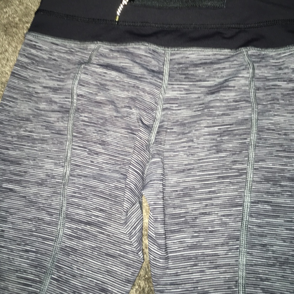 Lululemon Pace Rival Wee Are From Space Crop 4 - image 3