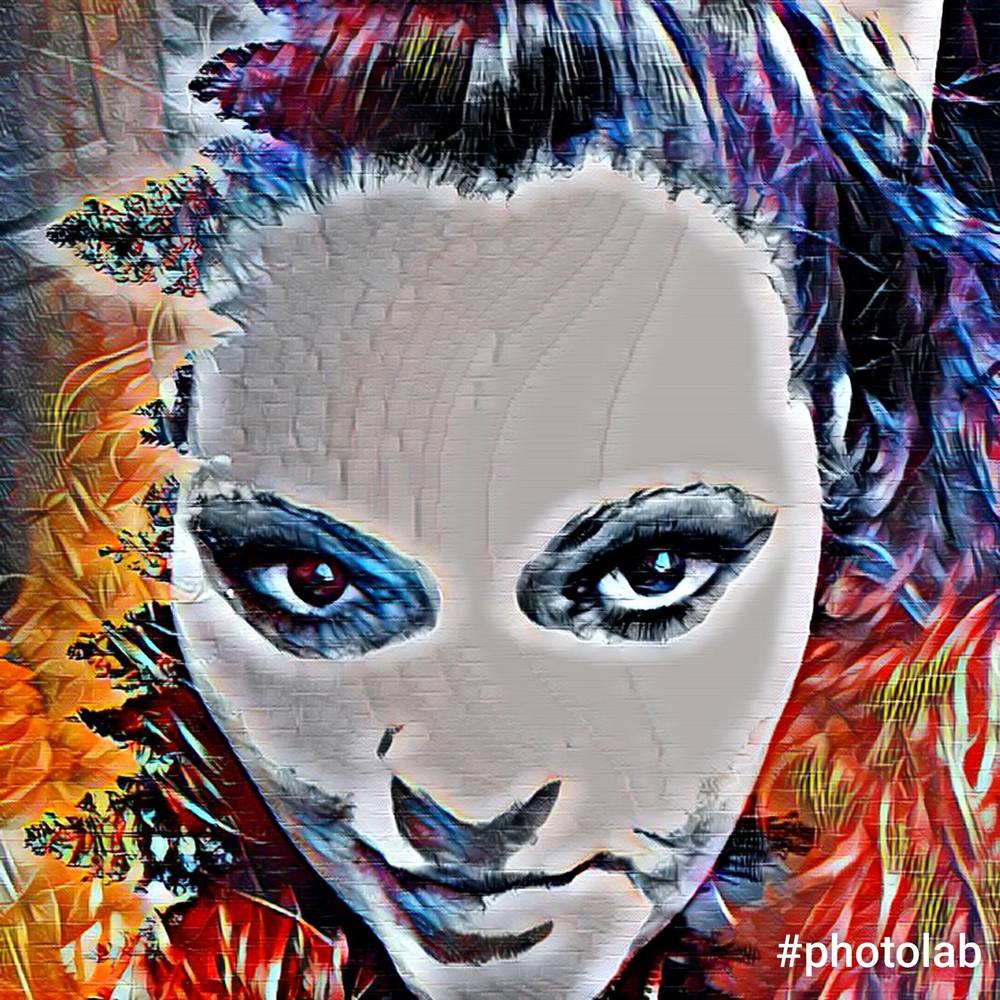 Meet your Posher, Alyce