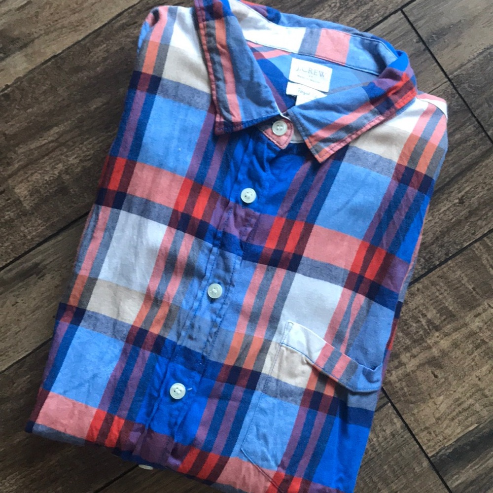 ⭐️SALE⭐️J. Crew Plaid Button Down