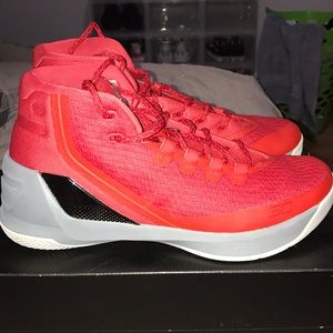 Curry 3 infrared worn 1x to try on 10/10 condition