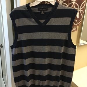 Banana republic sleeveless shirt