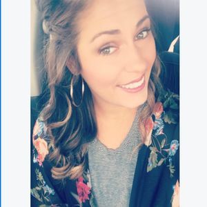 Meet your Posher, Lauren