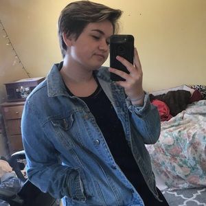 Meet your Posher, Quiny