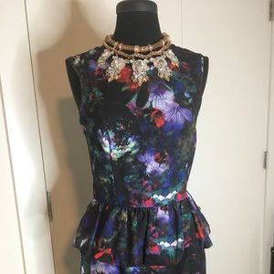 💐Beautiful Floral Peplum Dress 💐