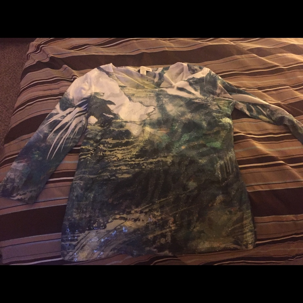 Shirt - Picture 2 of 2