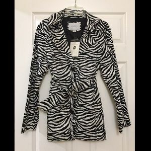 FALL COAT Jaclyn Smith Zebra Print Trench Coat