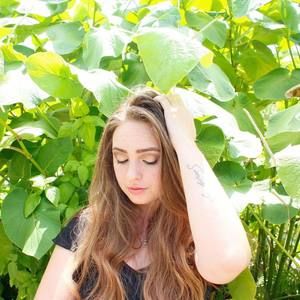 Meet your Posher, Ayla mae