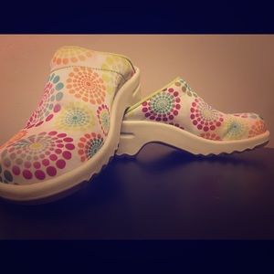 Kaleidoscope Dansko clogs cloth