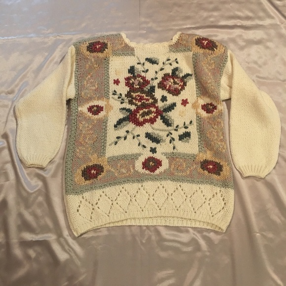 Classic Elements Sweaters - 🔴Handmade Knit Floral Sweater by Classic Elements