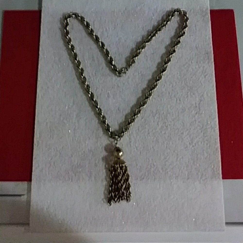Necklaces - Picture 2 of 3