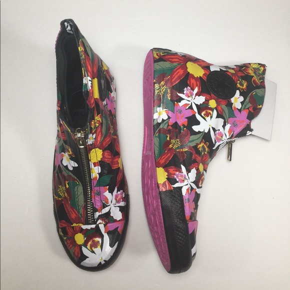Converse x PatBo Black Floral Hi Top (Limited) - Picture 3 of 8
