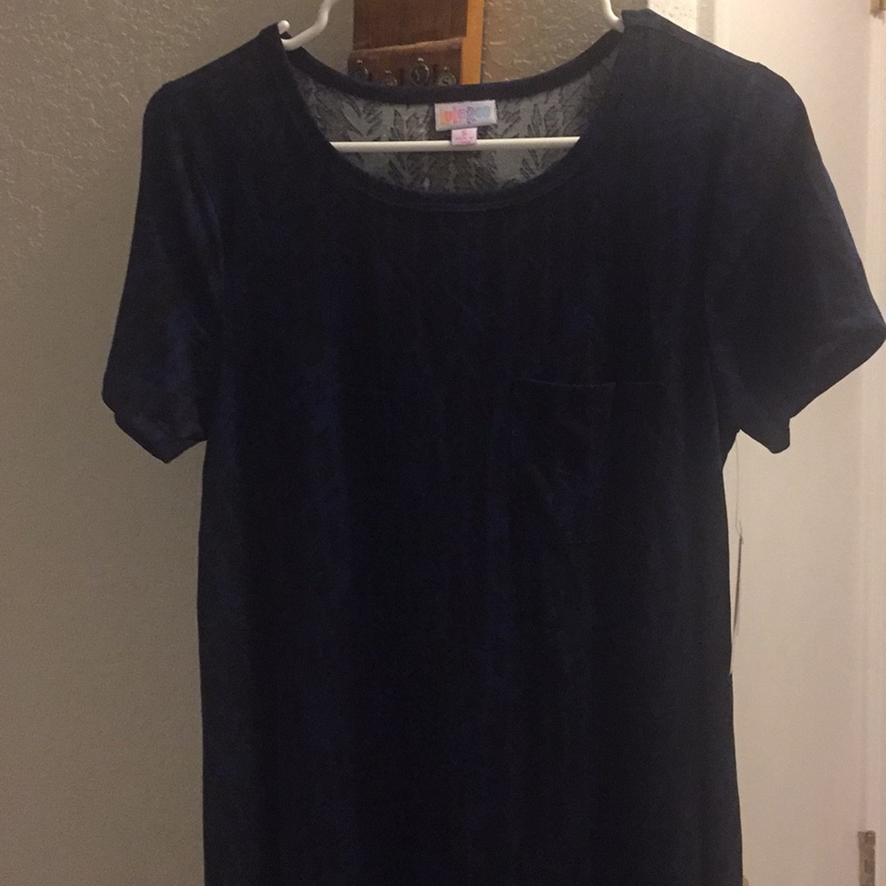 Small black/navy Lularoe Carly