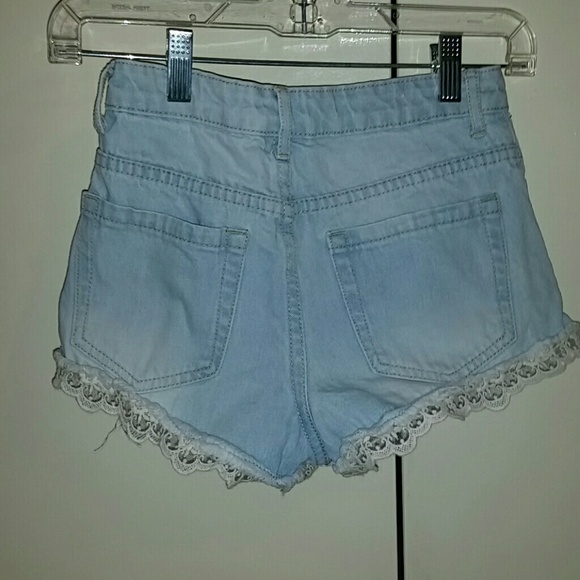 Size 24 Light Wash Jean Shorts With Rips and Lace - Picture 2 of 3
