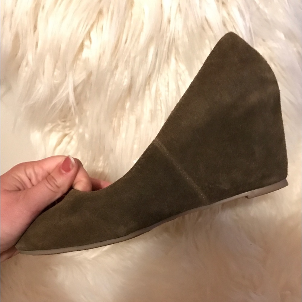 Faux suede olive wedges
