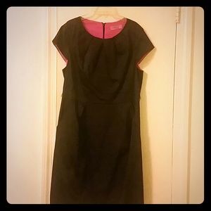 Black dress/ pink lining