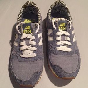 New Balance 420