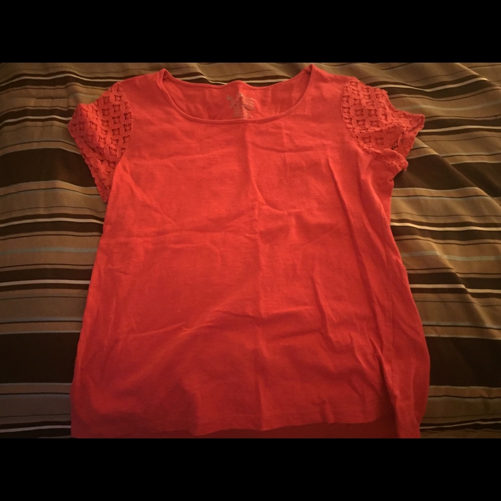 Short sleeved shirt