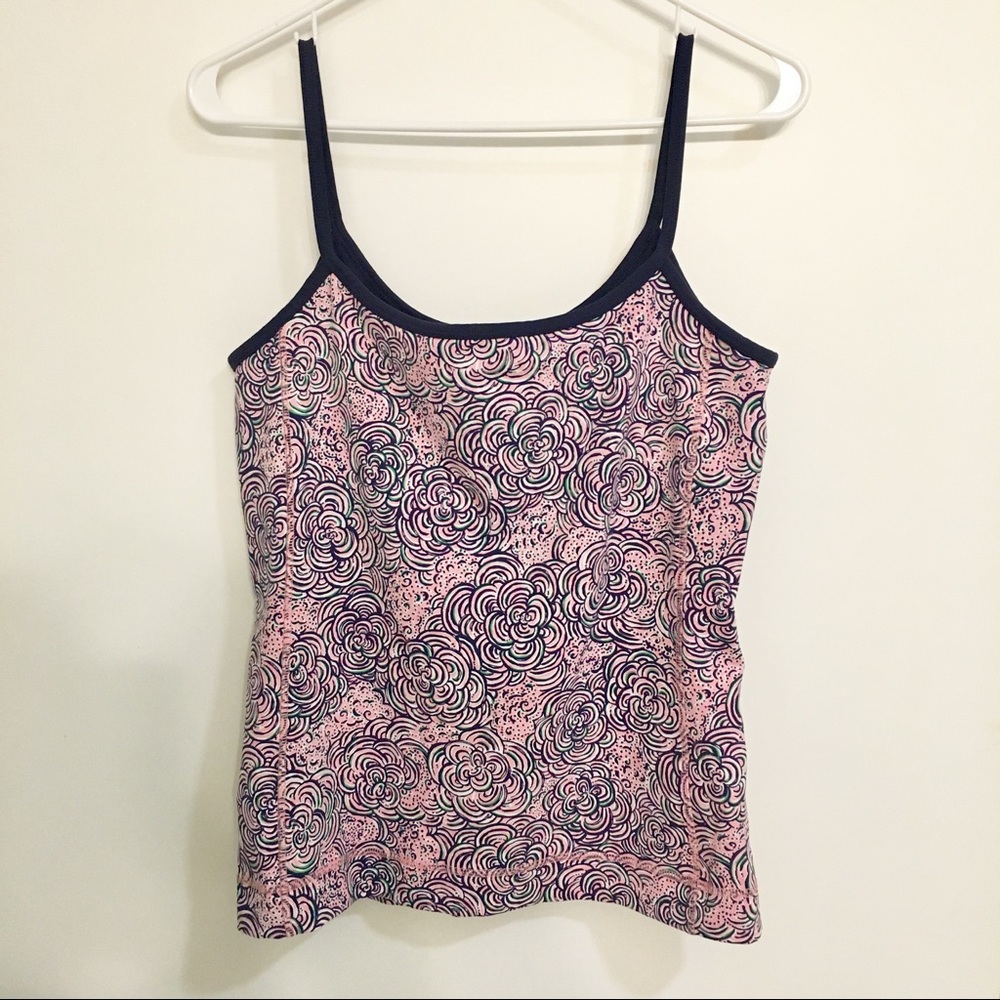 NWOT Lilly Pulitzer printed yoga top
