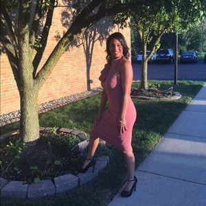 Meet your Posher, Pia