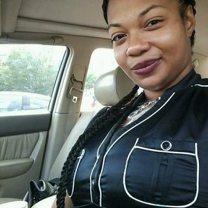 Meet your Posher, Brittney